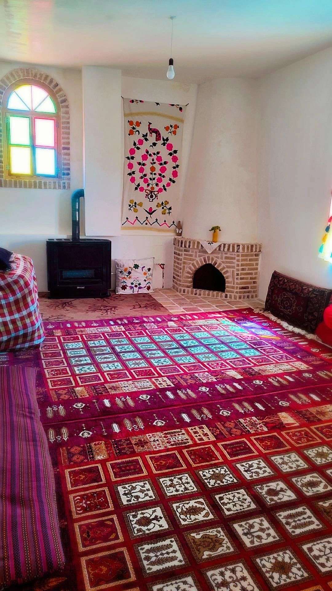 دلایل انتخاب اقامتگاه و بومگردی و گردشگری تفریحی مجتمع پاسارگاد در باخرز خراسان رضوی